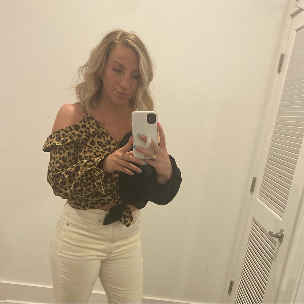 Meet your Posher, Em